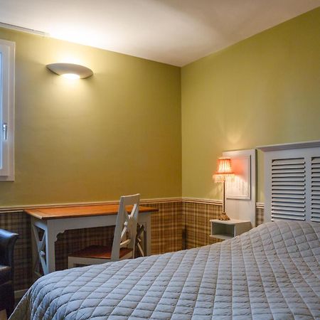 The Originals City, Le Cottage Hotel, Bruay La Buissiere Bagian luar foto