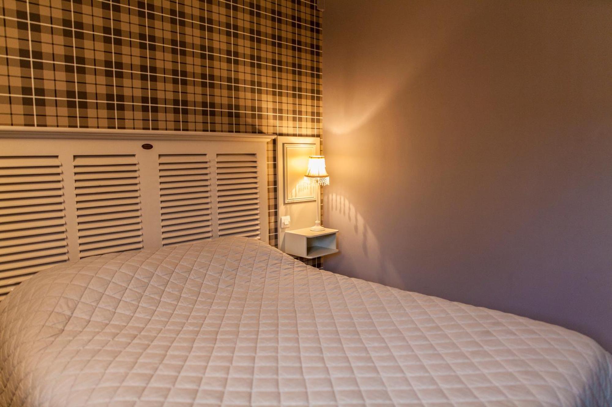 The Originals City, Le Cottage Hotel, Bruay La Buissiere Bagian luar foto