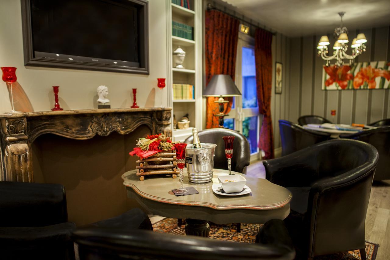 The Originals City, Le Cottage Hotel, Bruay La Buissiere Bagian luar foto
