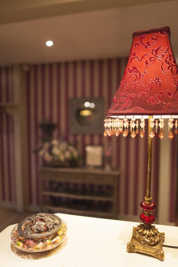 The Originals City, Le Cottage Hotel, Bruay La Buissiere Bagian luar foto