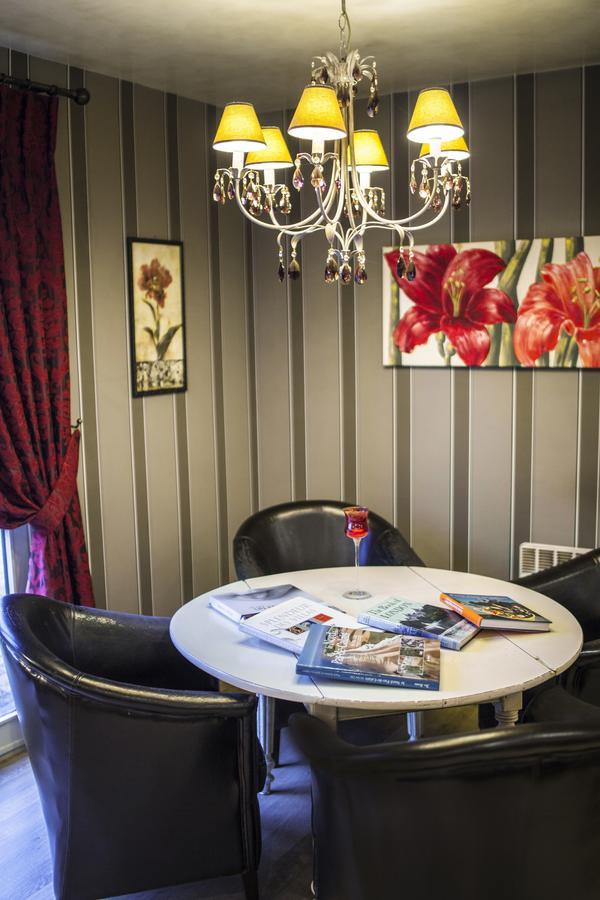 The Originals City, Le Cottage Hotel, Bruay La Buissiere Bagian luar foto